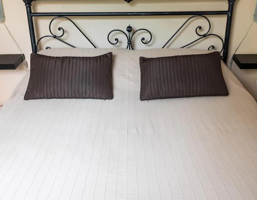 Arena Alfieri B&B-1