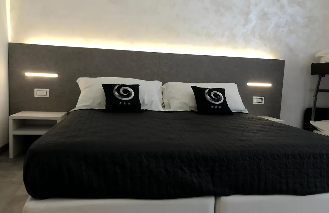 Sesto Senso Home-1