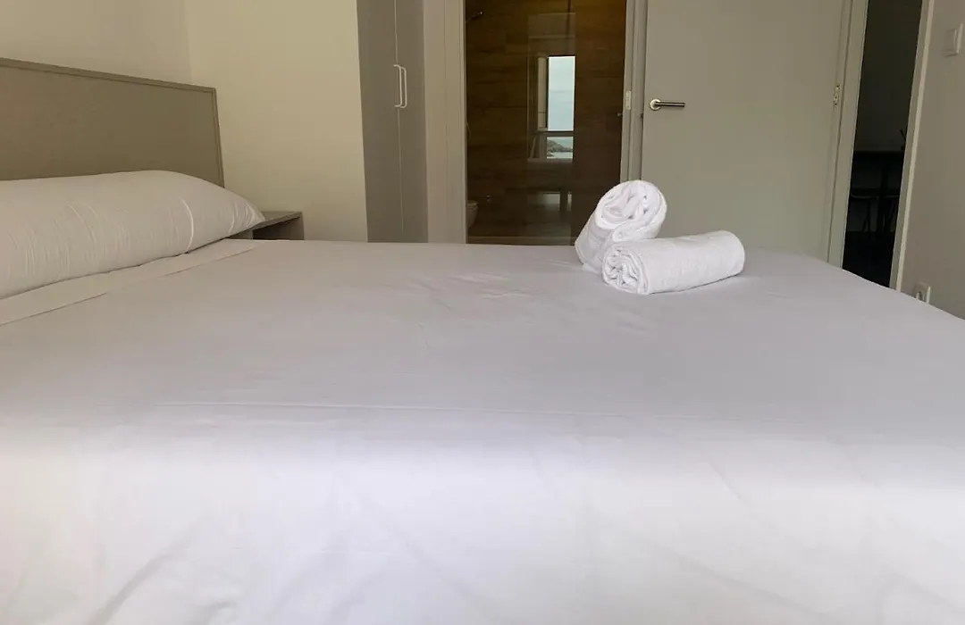 Oxford Suites Ciudad de la Coruña-1