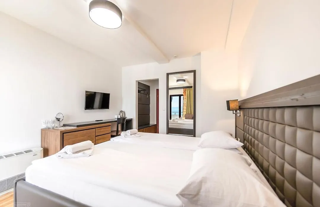 Tino Hotel & Spa-1