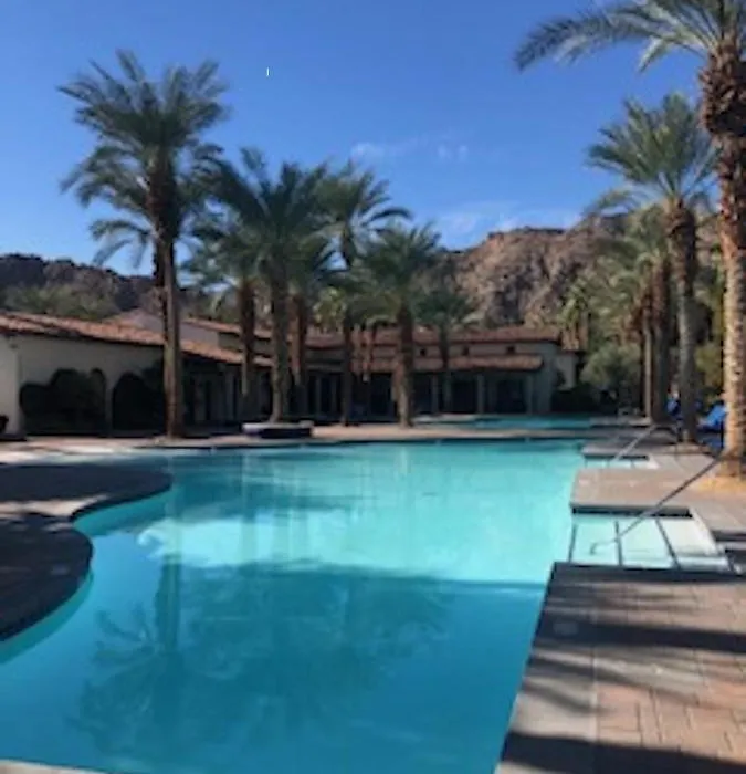 Beautiful Casita With Balcony, La Quinta Legacy Villas-1
