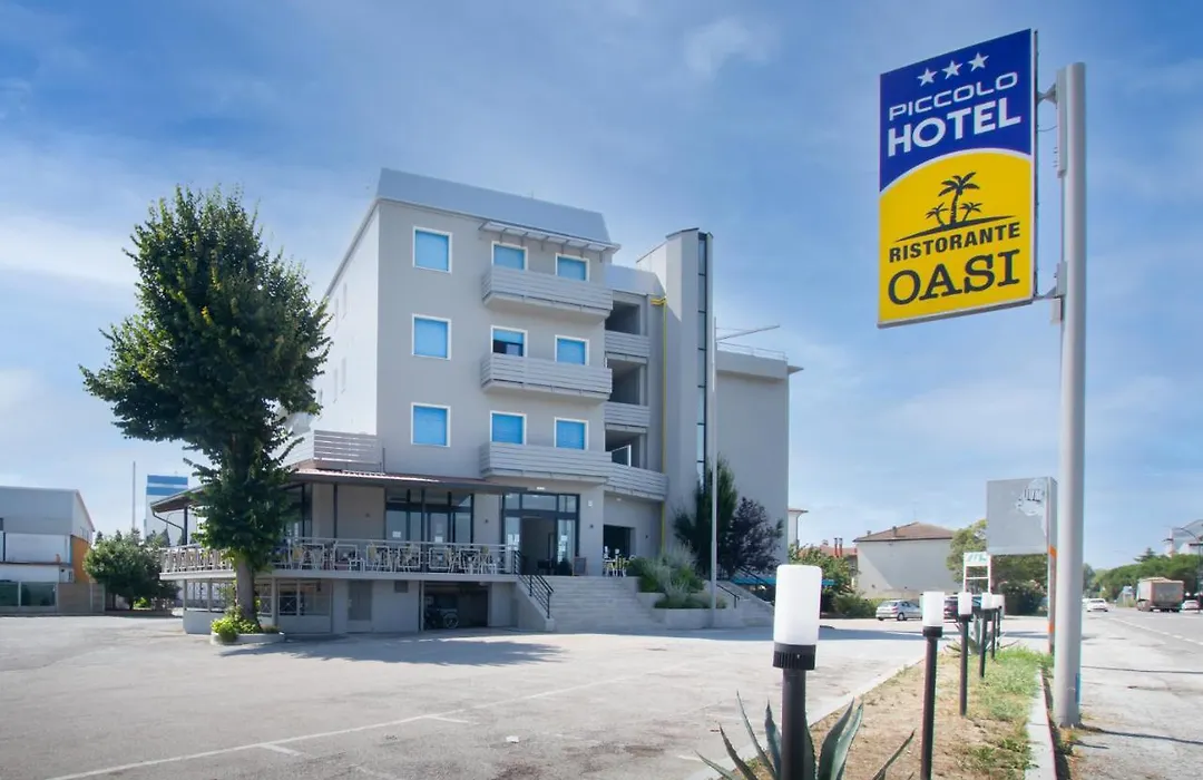 Piccolo Hotel-1
