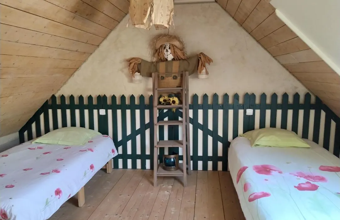 Kastell Dinn Suite Familiale Mamm Gozh 2 Chambres Et Sbd Pour 4 Pers, Cuisine Et Salon Partages-1