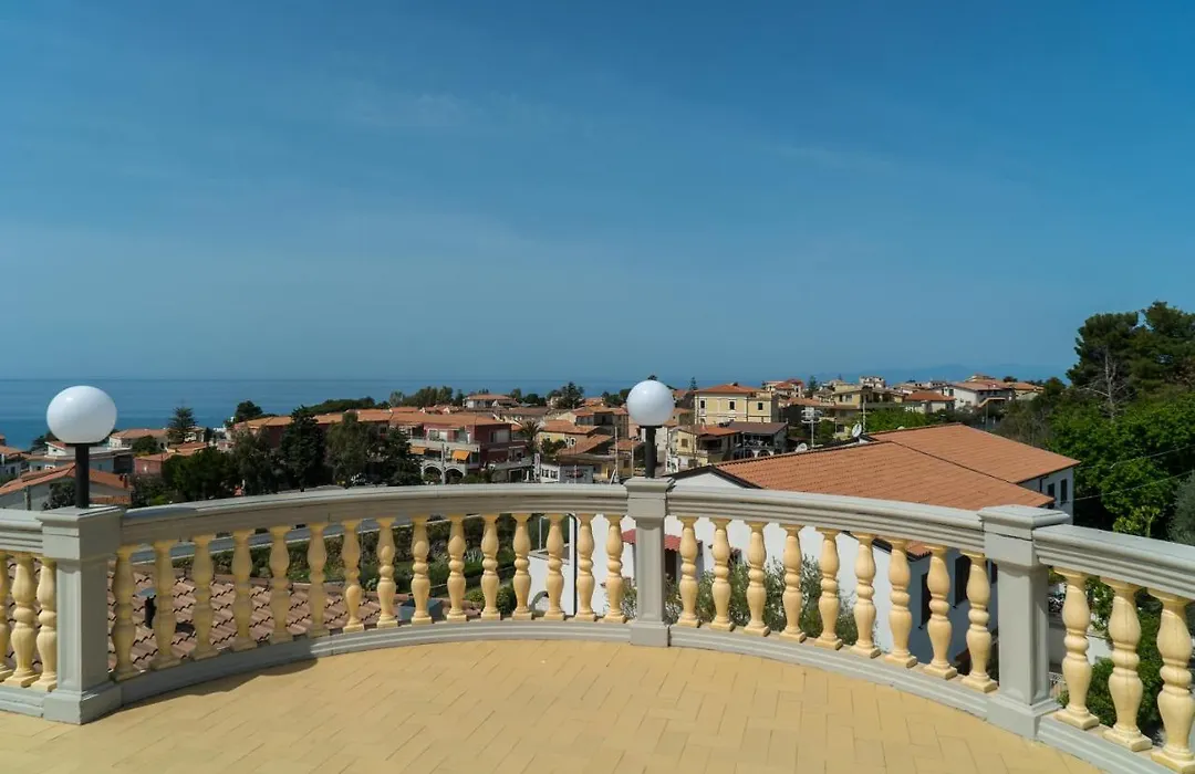 Hotel Villa Cerelis-1