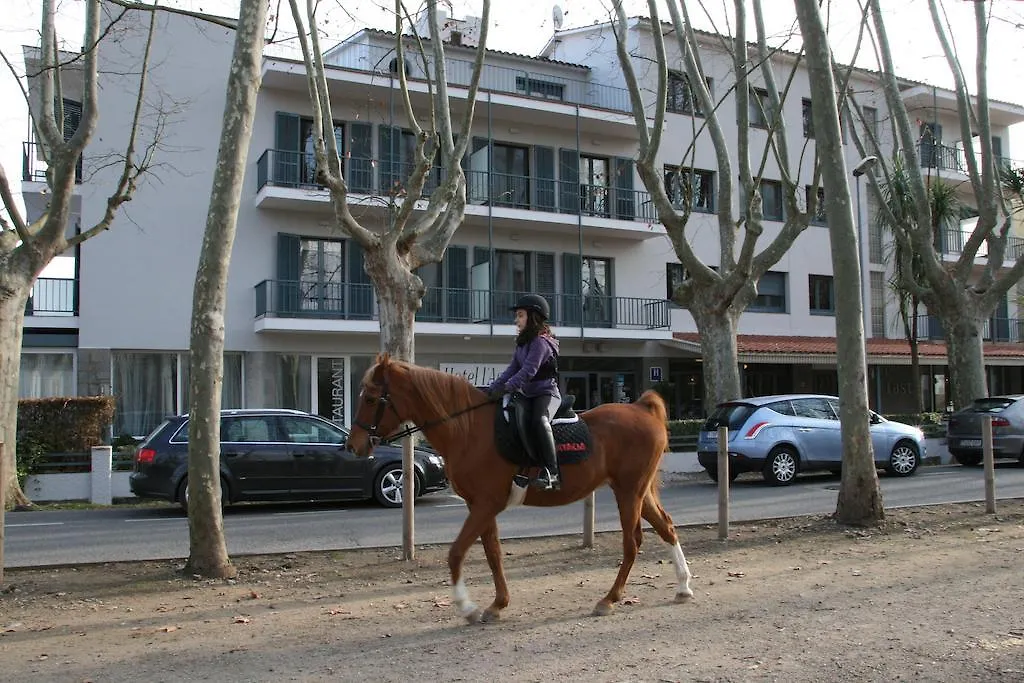 Hotel L'Ast-1