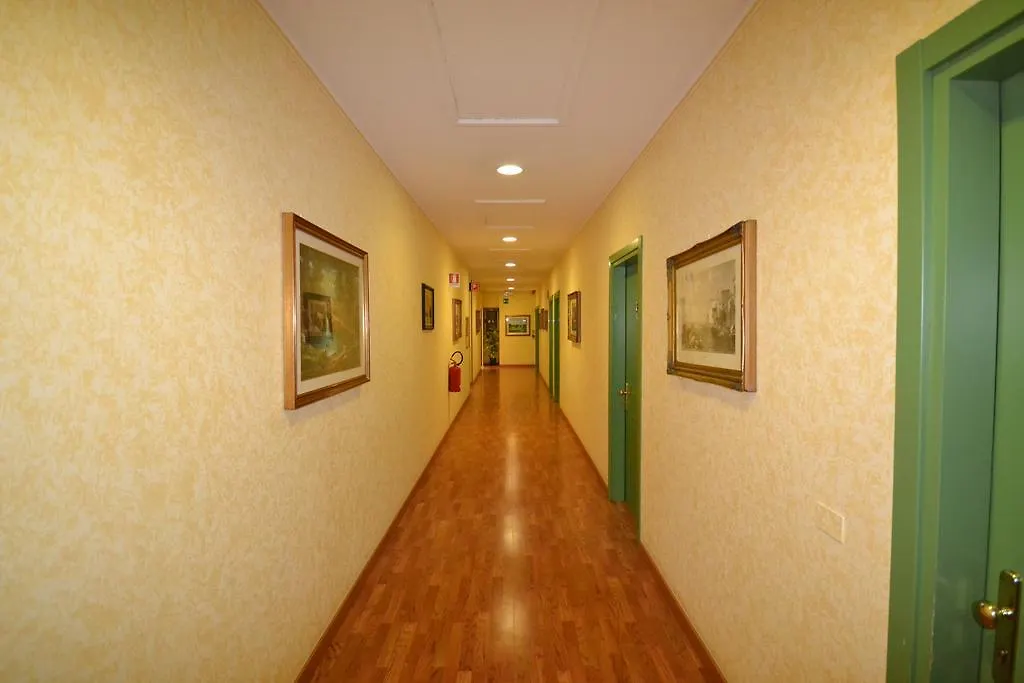 Sun Hotel-1