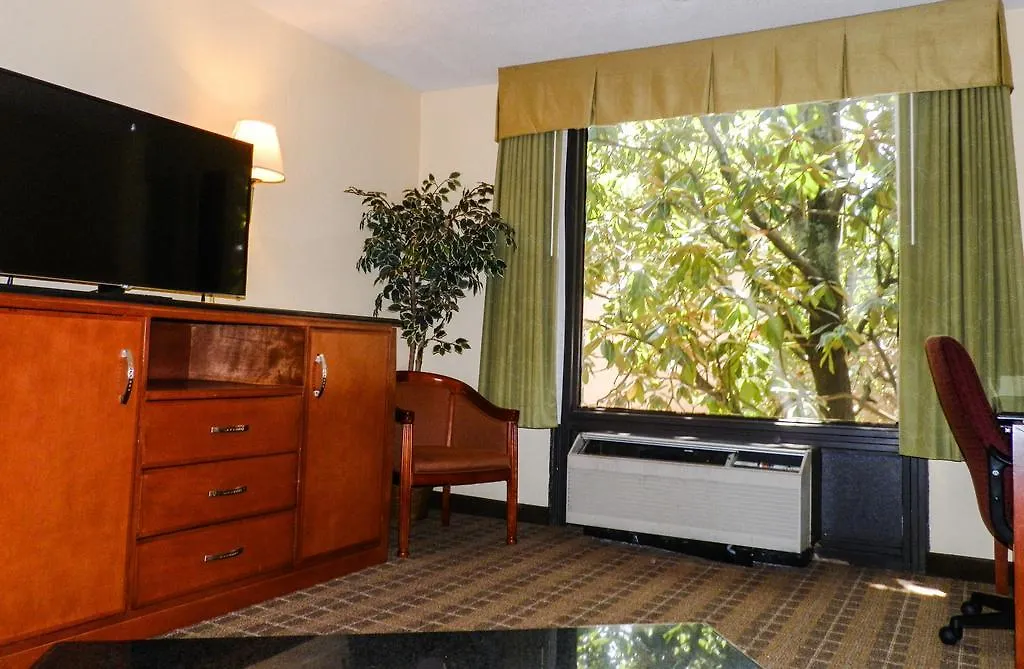 Regency Hotel & Conference Center-1