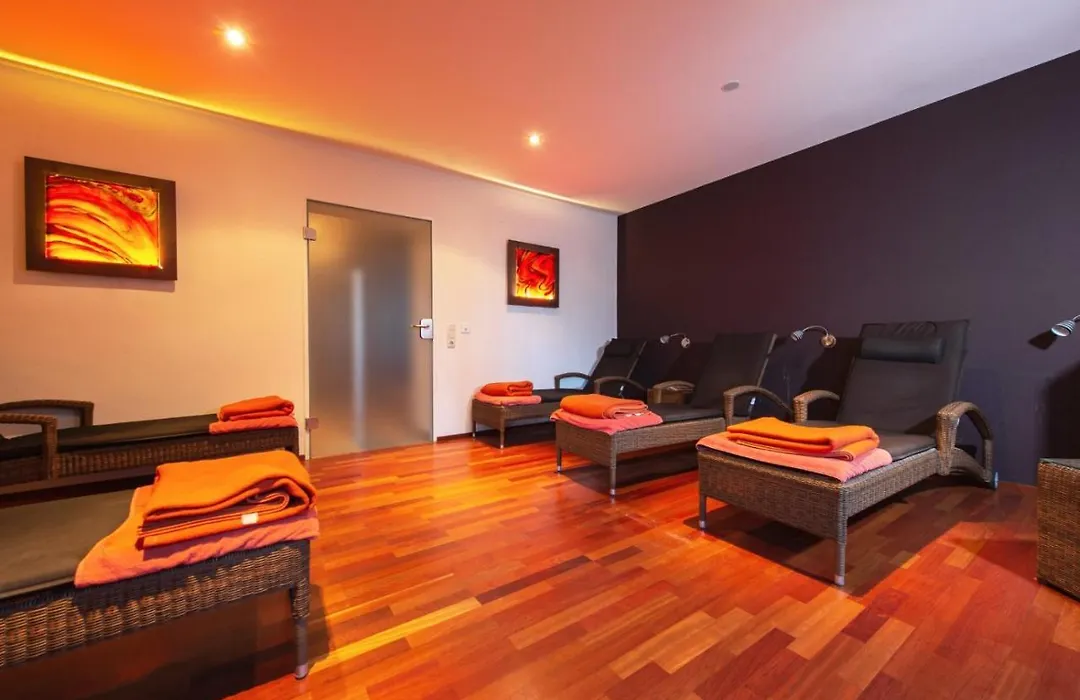 Dappers Wellness Hotel-1