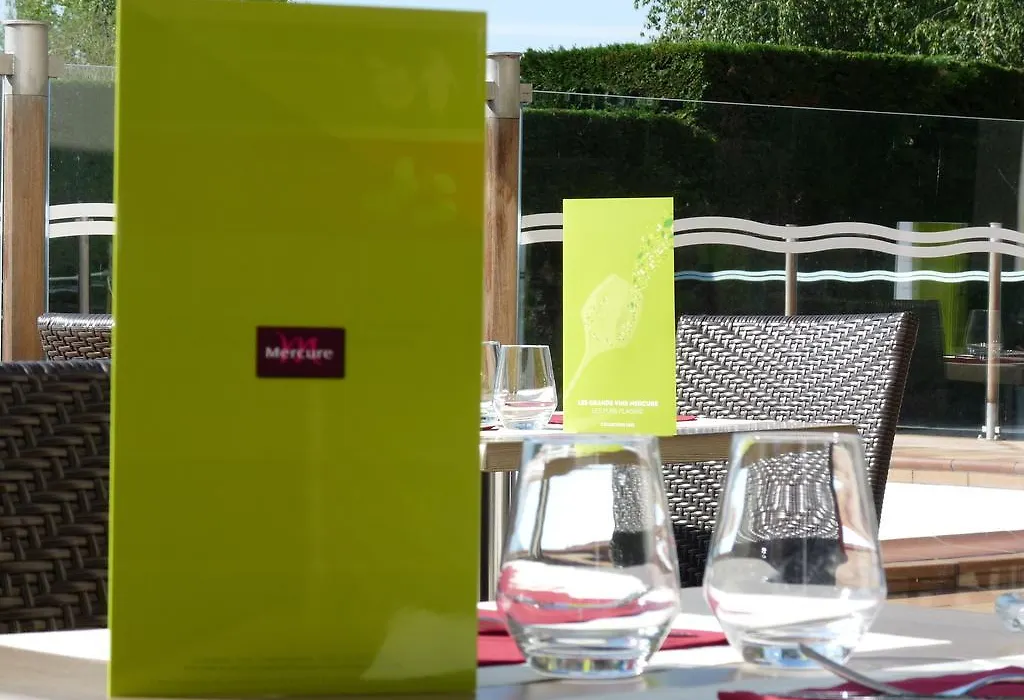 Mercure Ile De Nantes-1