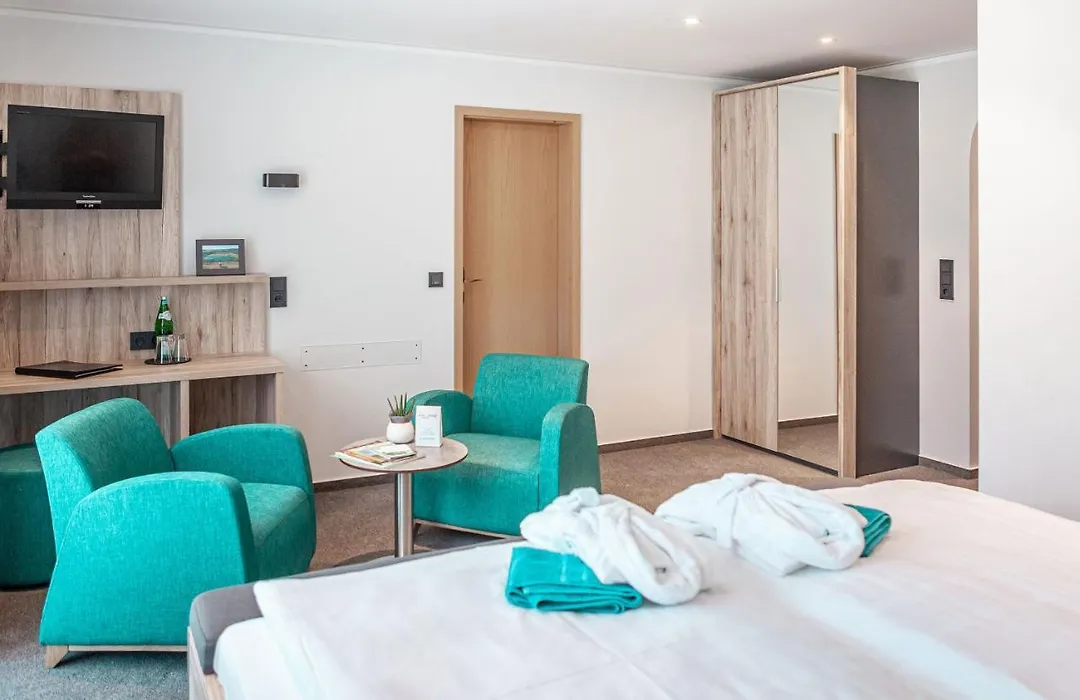 Hotel Die Post Meerfeld-1