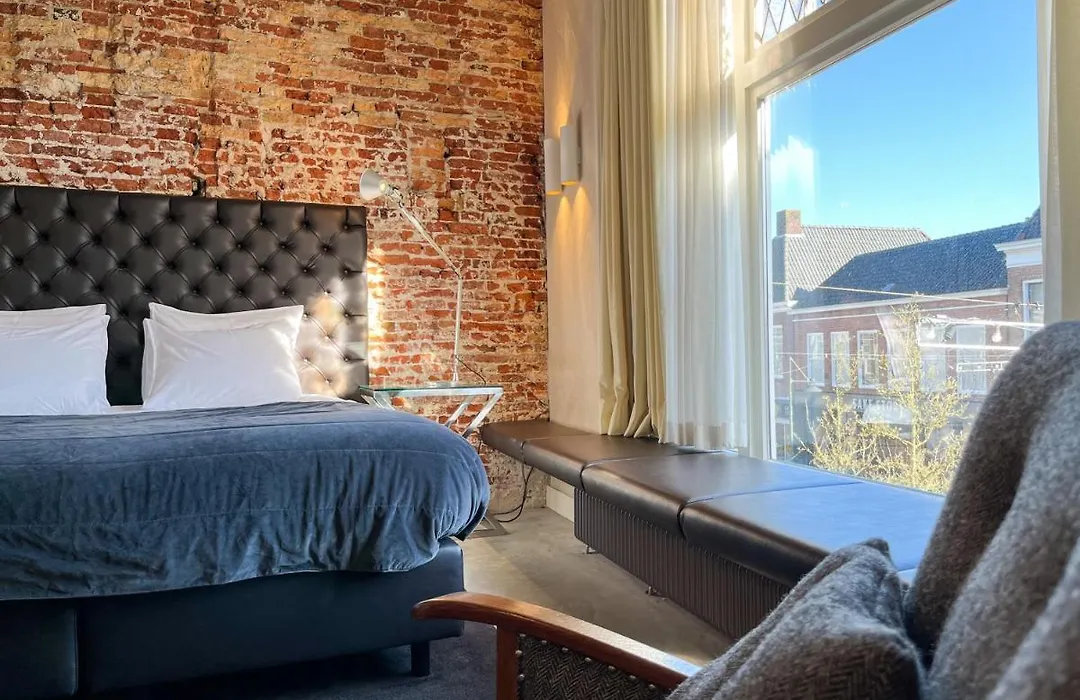 Van der Gang Suites-1