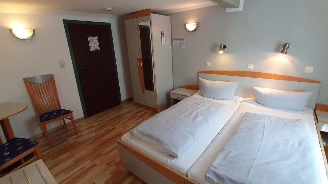 Hotel zur Krone-1