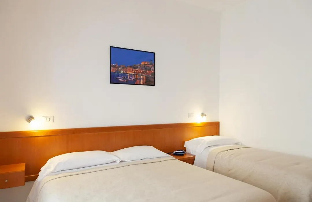 Hotel Viola-1