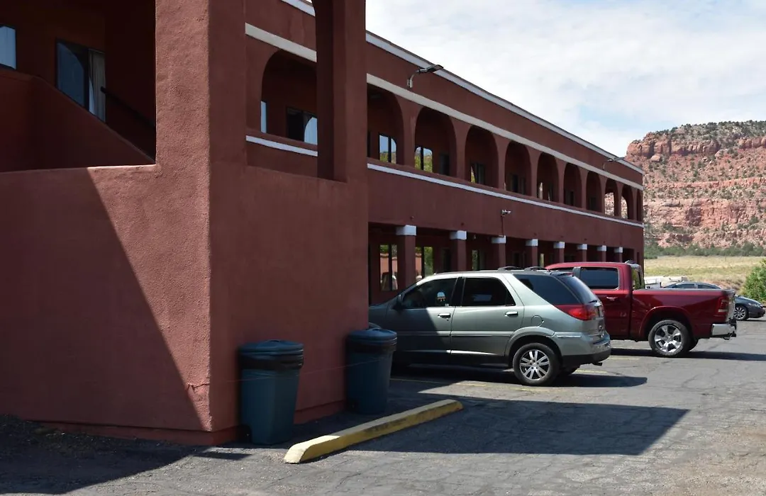 Rodeway Inn-1