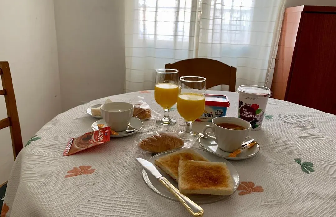 Habitacion Con Desayuno - Room With Breakfast-1