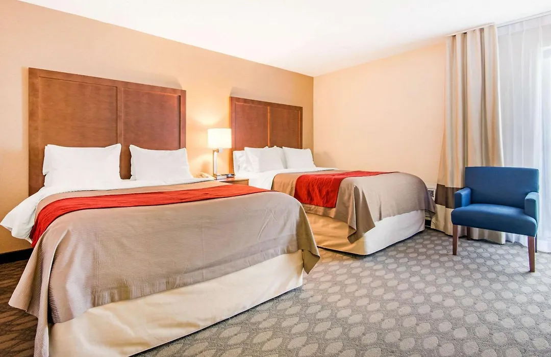 Comfort Inn Fallsview-1