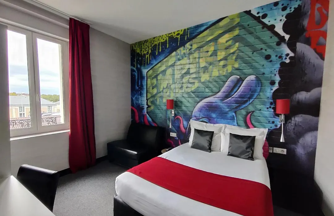 The Originals Boutique, Hôtel de l'Univers, Montluçon (Inter-Hotel)-1