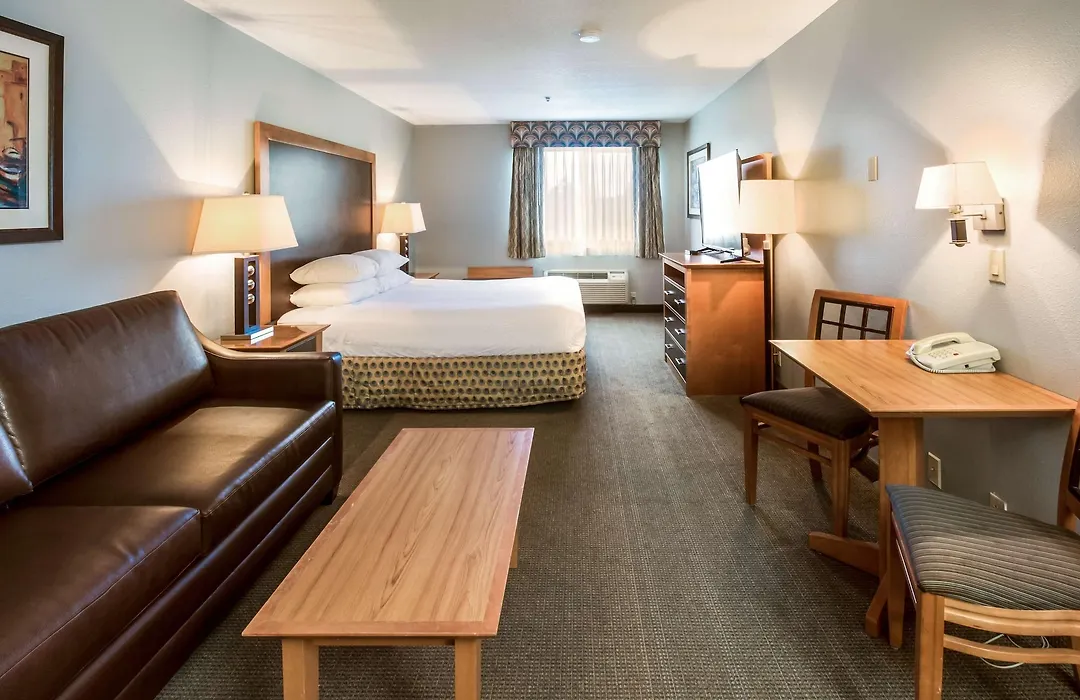 Red Lion Inn & Suites Seaside-1