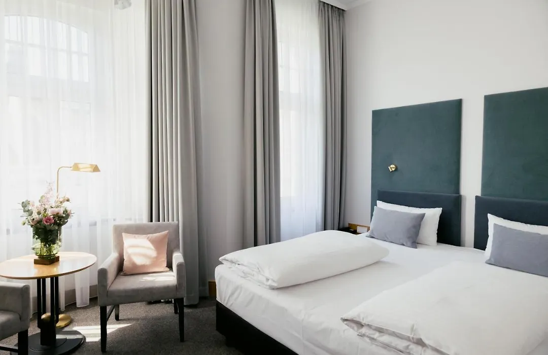 DOM Hotel LIMBURG-1