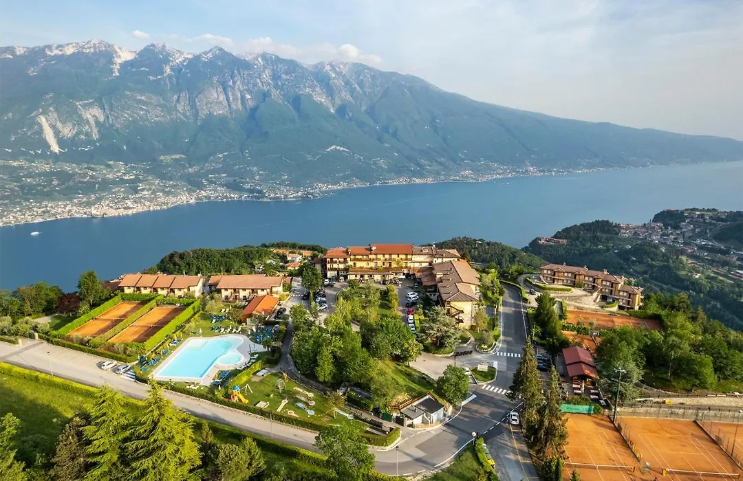 Hotel Pineta Campi-1