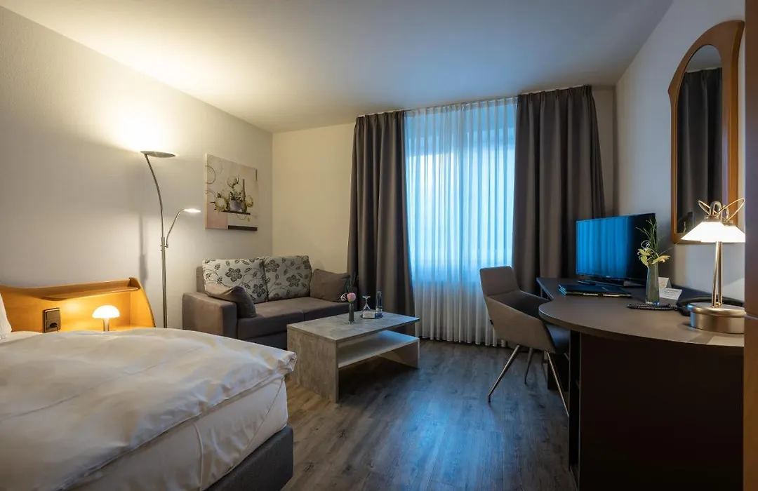 Hotel Pfalzer Hof-1