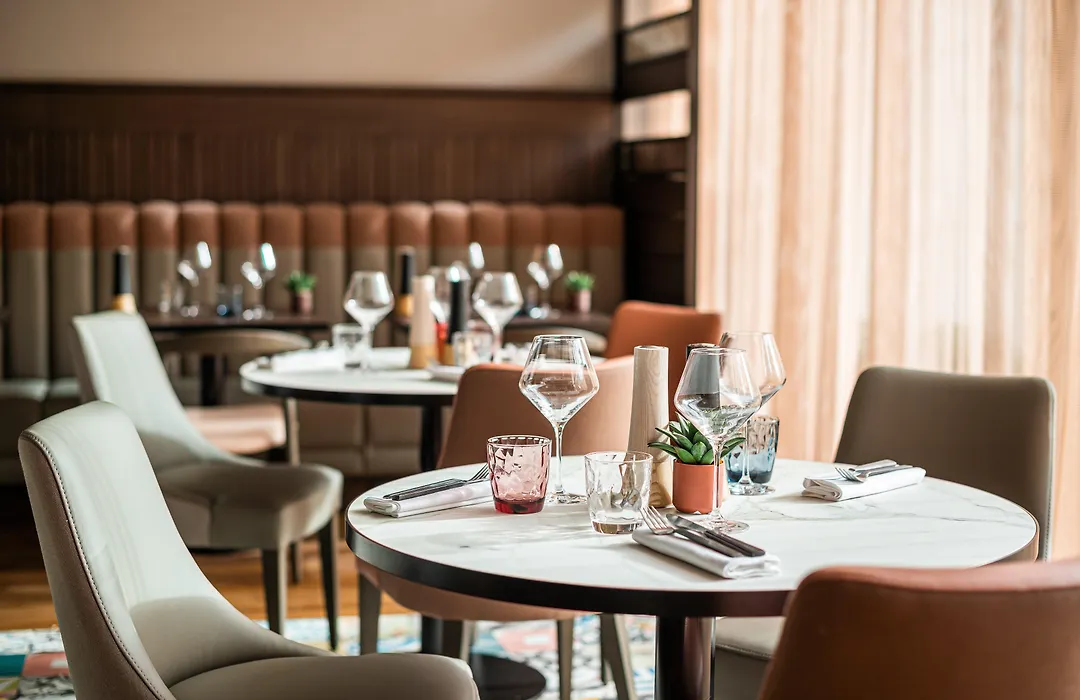 Crowne Plaza Paris - Neuilly, An Ihg Hotel-1
