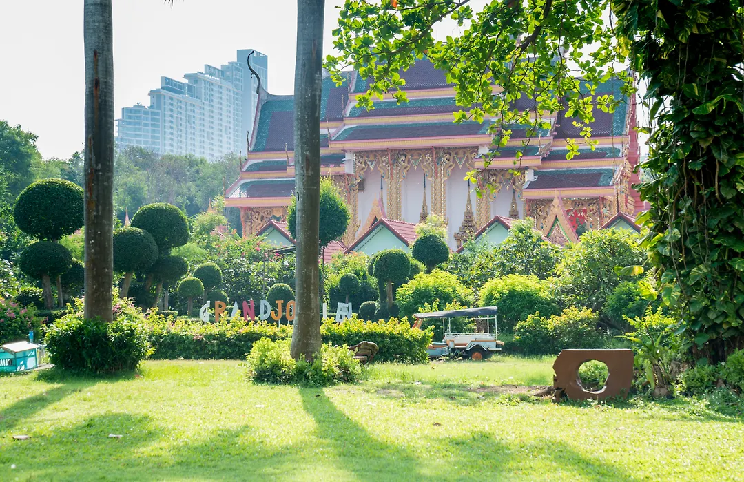 Grand Jomtien Palace Hotel-1