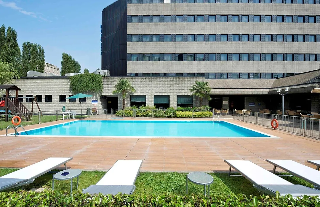 Novotel Milano Nord Ca' Granda-1
