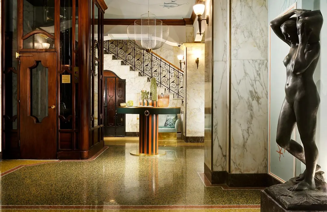 Hotel Continental Genova-1
