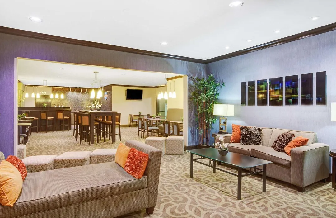 Baymont By Wyndham Dallas/ Love Field-1