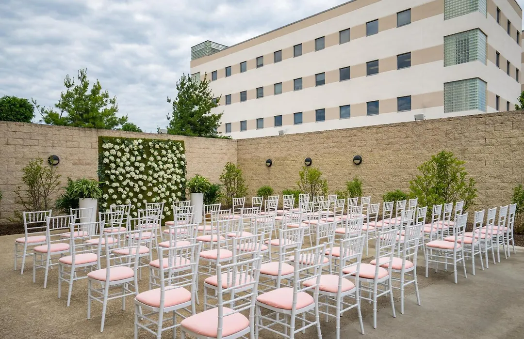 Crowne Plaza Hotel And Suites Pittsburgh South By Ihg-1