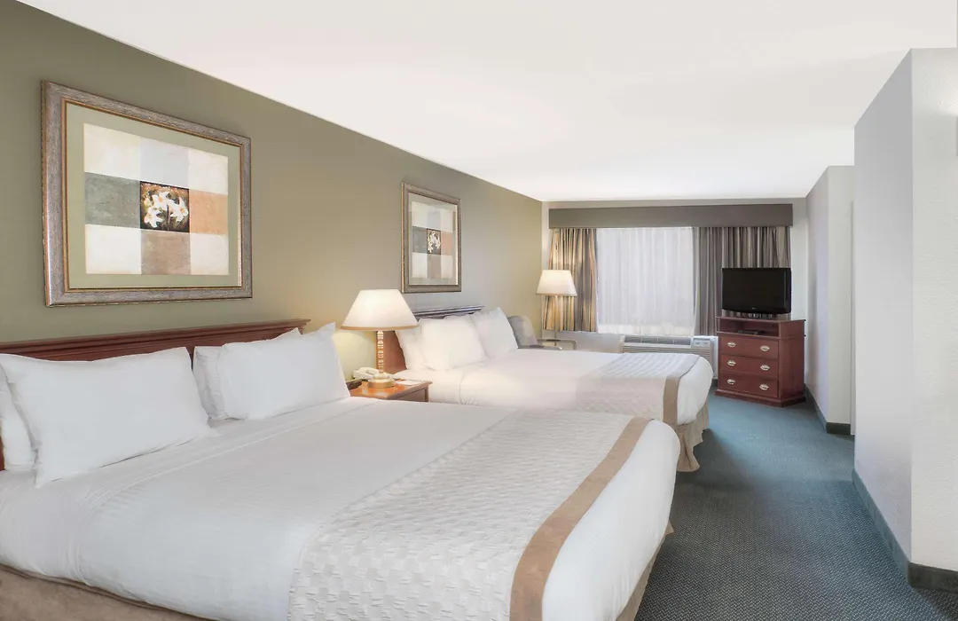 Hawthorn Suites Sacramento-1