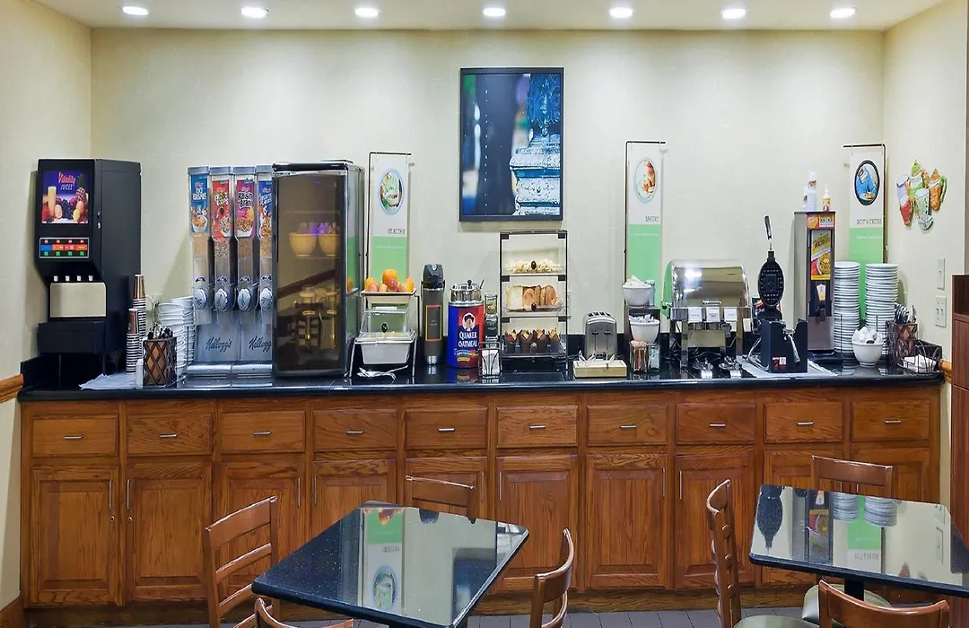 Country Inn & Suites By Radisson, Oklahoma City At Northwest Expressway, Ok-1