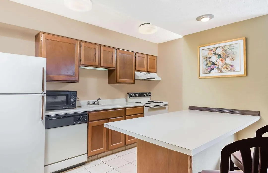 Hawthorn Extended Stay By Wyndham Columbus-1