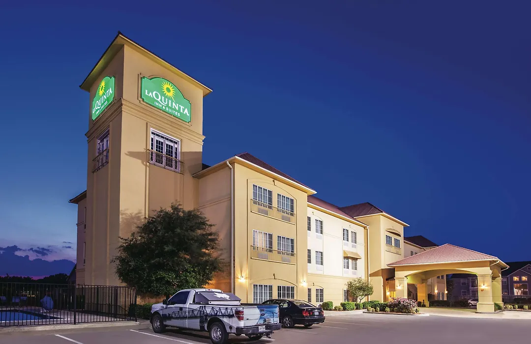 La Quinta By Wyndham Hillsboro-1