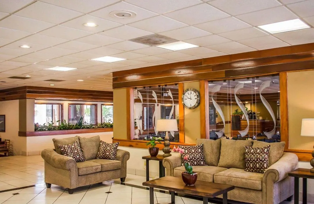 Quality Inn & Suites Pensacola Bayview-1