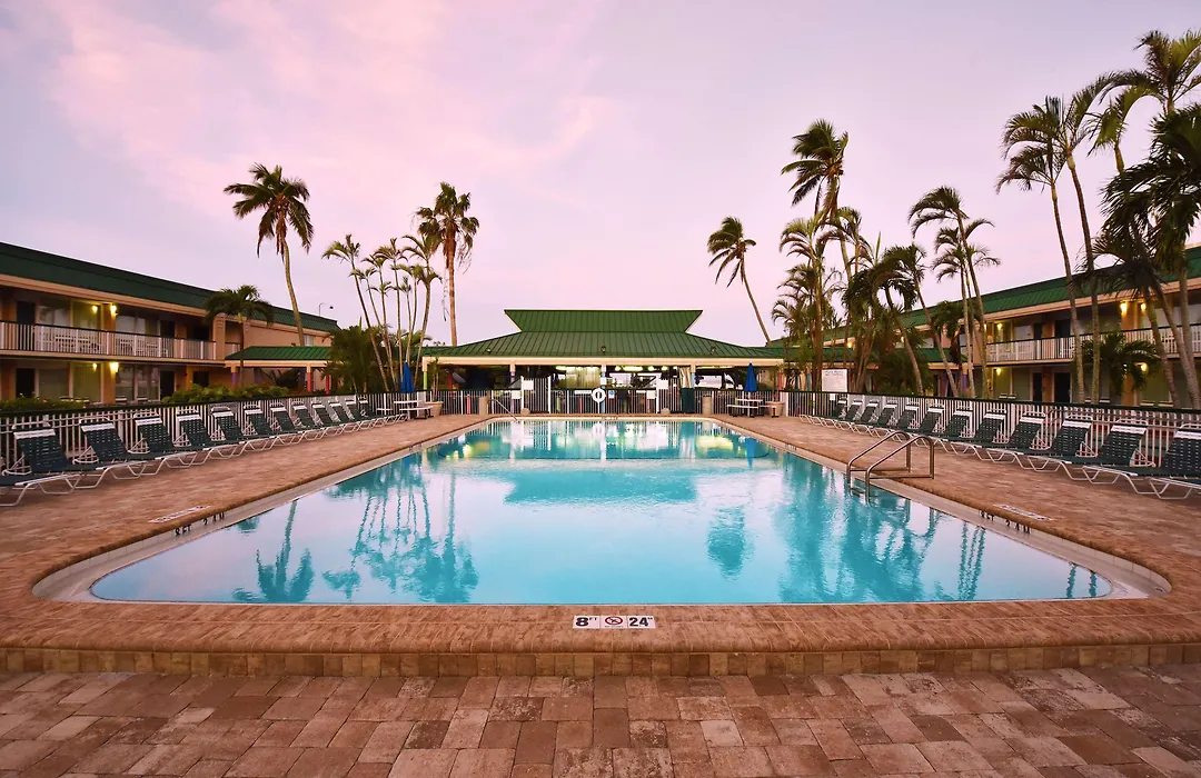 Wyndham Garden Fort Myers Beach-1