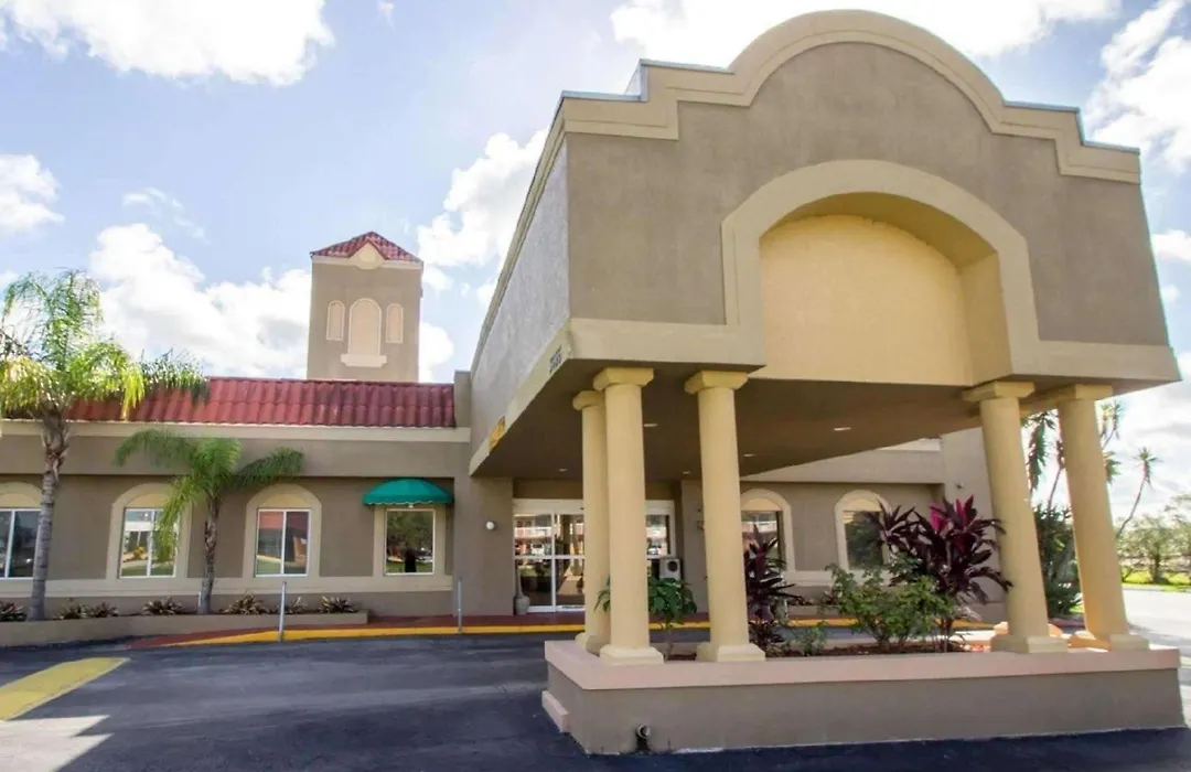 Quality Inn Kennedy Space Center-1