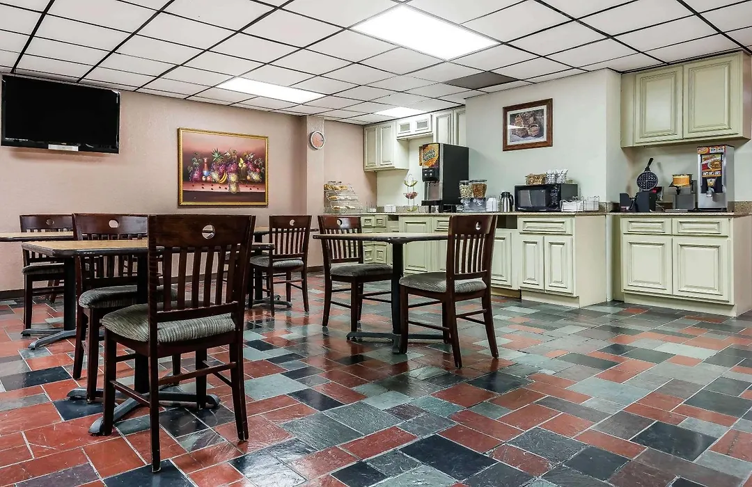Quality Inn & Suites Binghamton Vestal-1