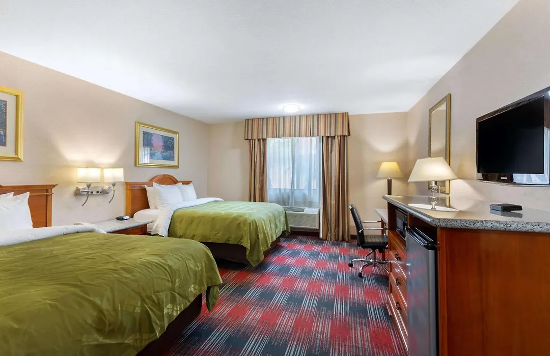 Quality Inn & Suites Oceanside Near Camp Pendleton-1
