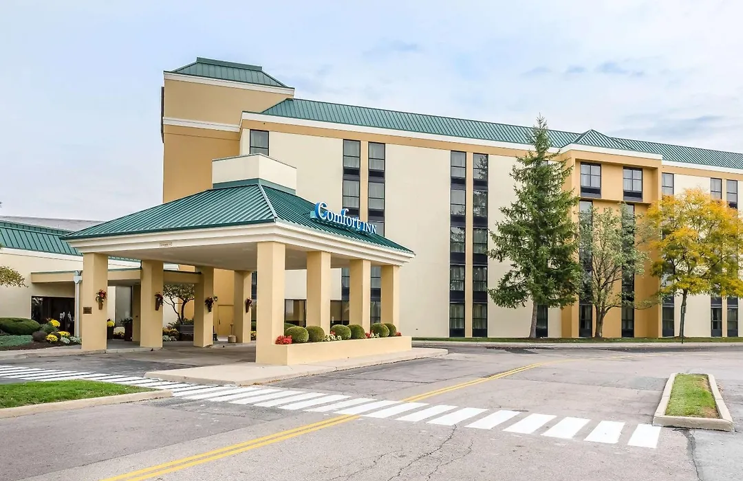 Comfort Inn & Suites Piqua-Near Troy-I75-1