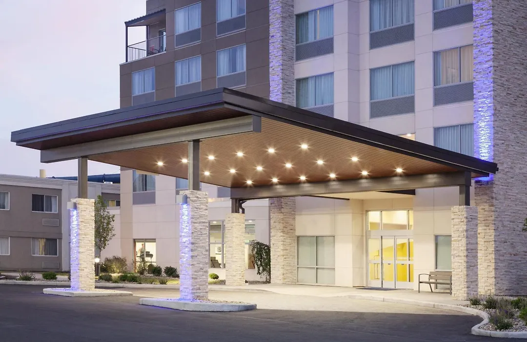 Holiday Inn Express & Suites Sandusky By Ihg-1