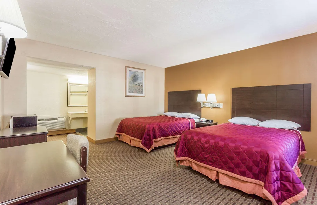 Knights Inn Glen Allen-1