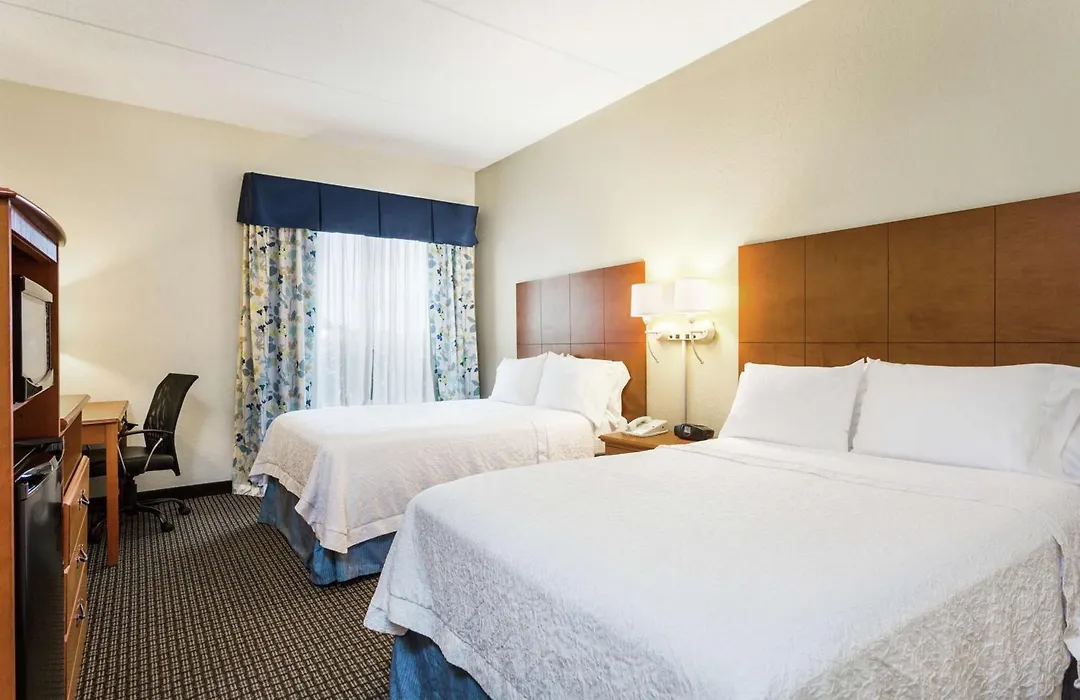 Hampton Inn Morehead City-1