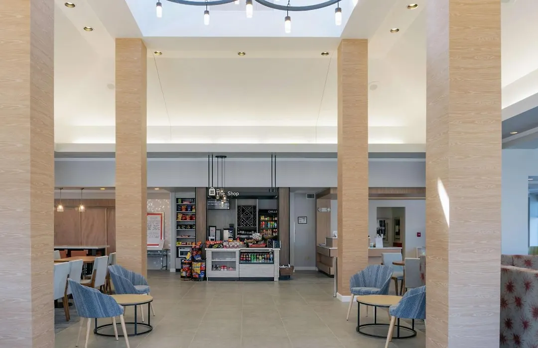 Hilton Garden Inn Plymouth-1