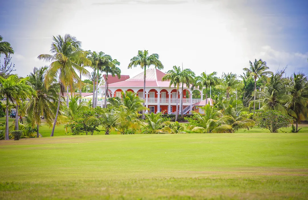 Bwa Chik Hotel & Golf-1