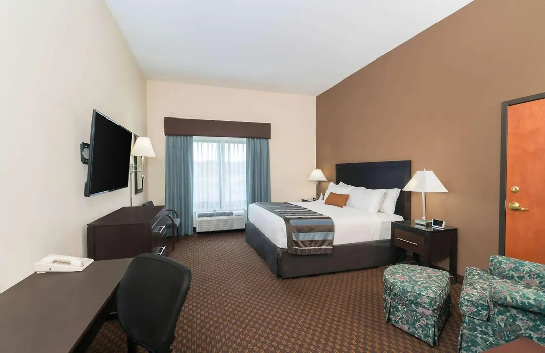 Wingate By Wyndham-1