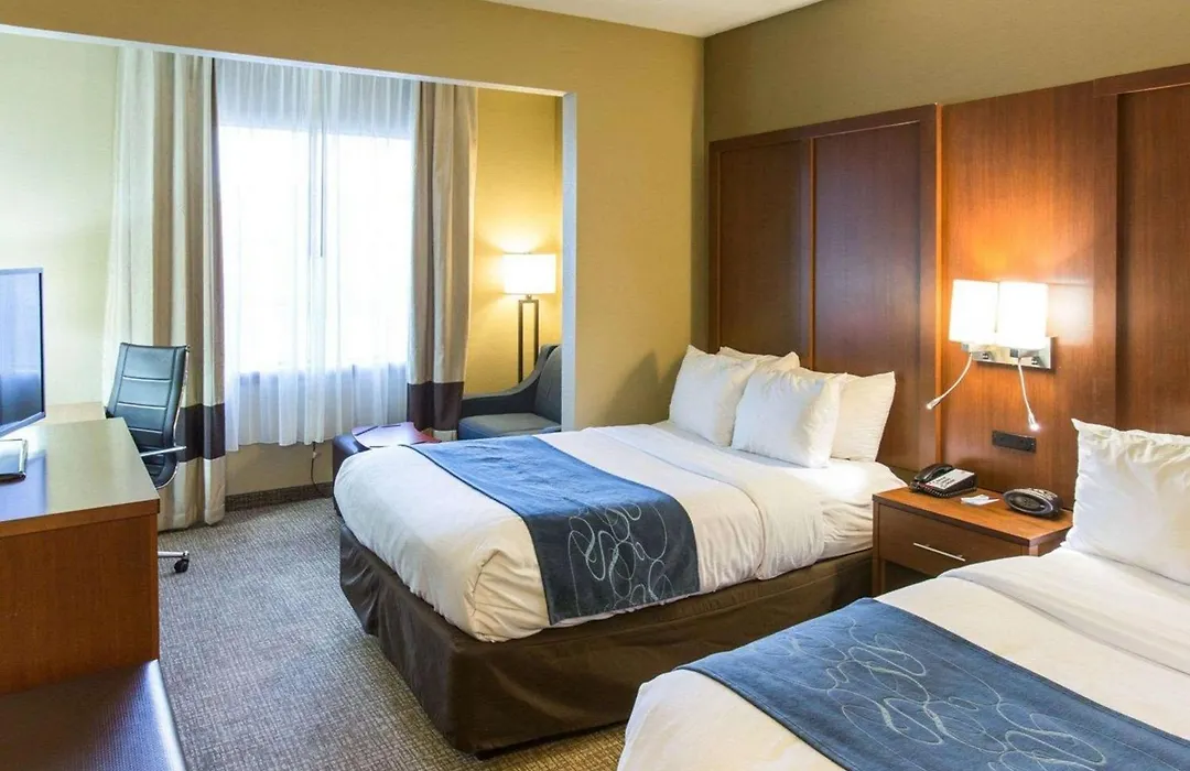 Comfort Suites Idabel-1