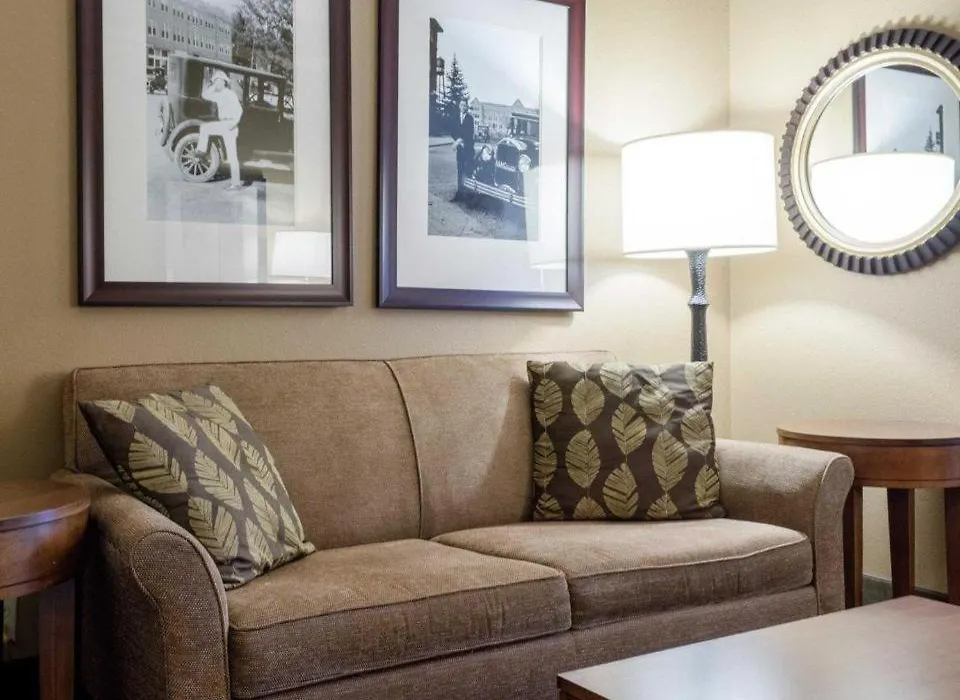 Comfort Suites-1