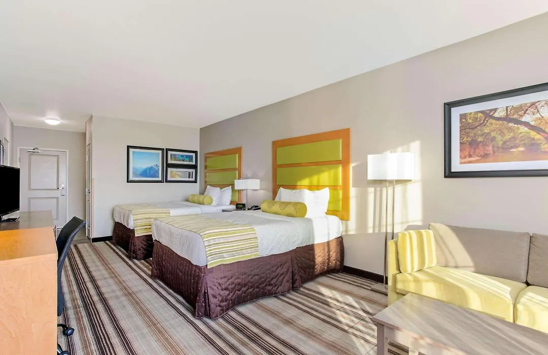 La Quinta By Wyndham Paducah-1